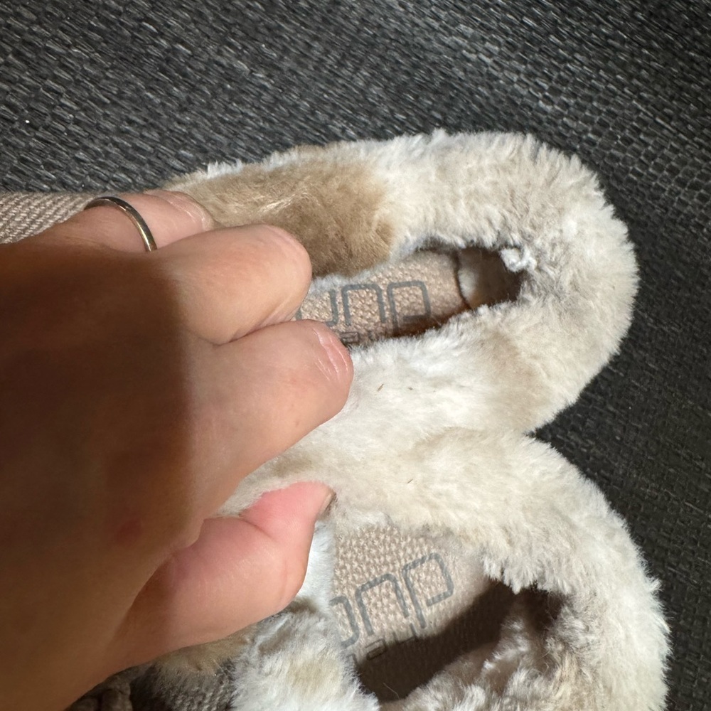 Hey Dudes Tan Fur-Lined Women's Shoes - Picture 6 of 7